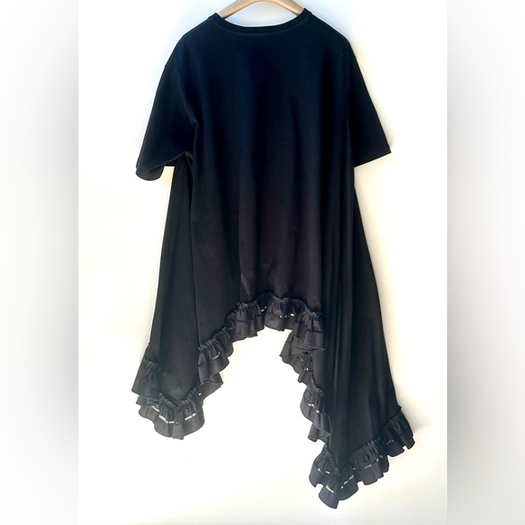 Like new Alexander McQueen asymmetric ruffle top, size 42 - Picture 3 of 15